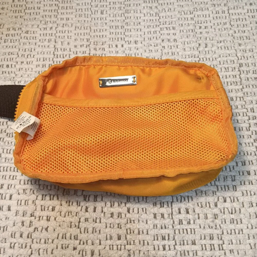 Lululemon Everywhere Belt Bag nylon color block waist belt fanny pack sports bag - Picture 6 of 15